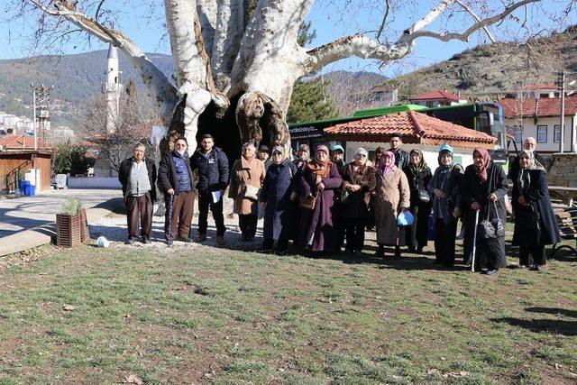 “Öpülesi Eller Başımızın Tacı” sloganıyla YADEM 15 bin vatandaşa ulaştı