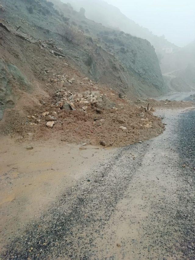 Kahramanmaraş'ta aşırı yağışlar heyelana neden oldu