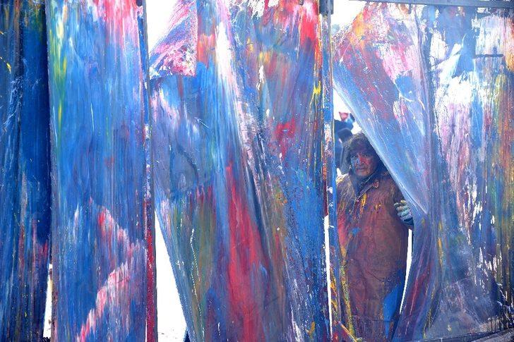 Profesör Kavukcu ilginç performansı ile Sarıkamış’ı anlattı G3