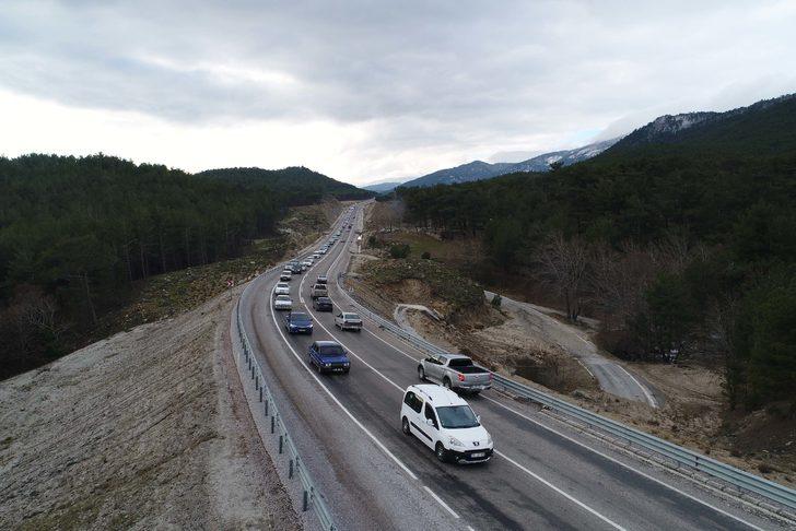 Kar görmek isterken trafiğe takıldılar G5
