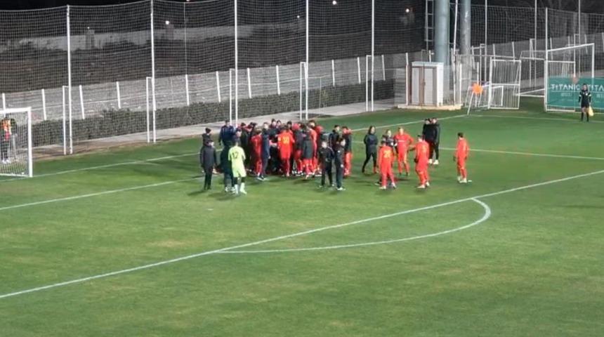 Kayserisporlu Muammer Yıldırım'ın dili, maçta boğazına kaçtı!