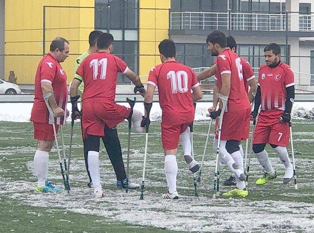 Anadolu Erciyes Ampute yine farklı kazandı