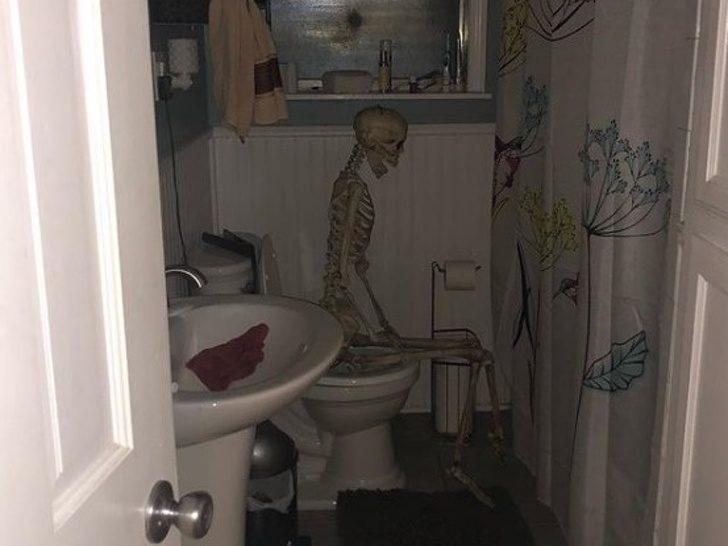 Kadınları &ccedil;ıldırtan, &ccedil;oğu erkeğin yaptığı can sıkıcı hareketler! Bu durumlar size tanıdık gelebilir