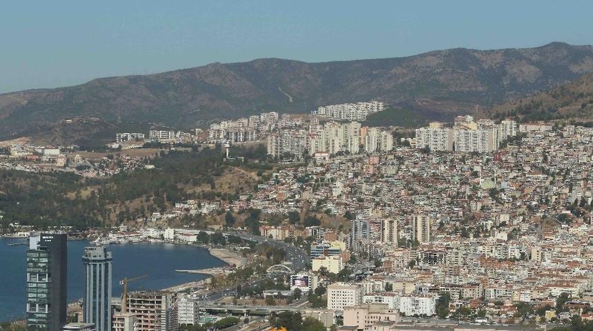 Bayraklı Belediyesi&rsquo;nden sosyal hizmetlerde başarı &uuml;st&uuml;ne başarı