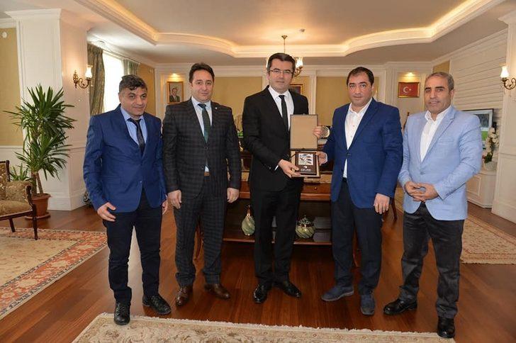 Çelebispor Kulübü’nden Vali Memiş’e ‘Hayırlı Olsun’ ziyareti G3