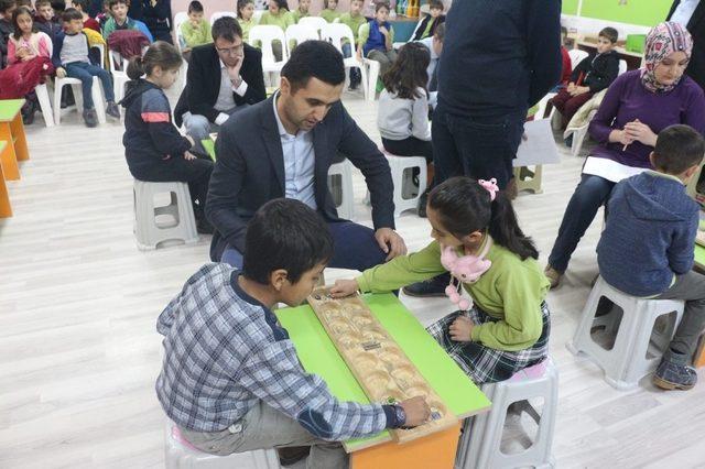 Hisarcık’ta ilkokullar arası zeka oyunları ilçe finali