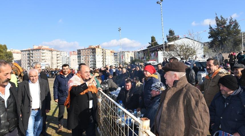 Çiğli’de Deve Güreşleri Festivali’ne yoğun ilgi