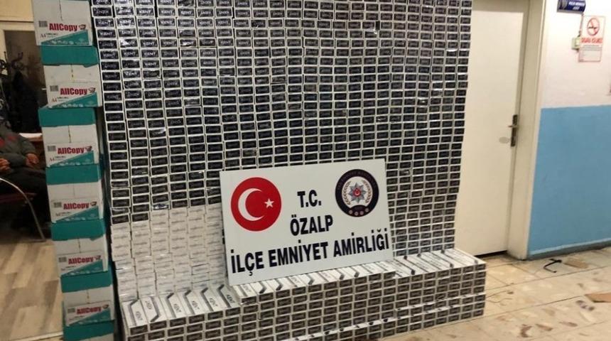 &Ouml;zalp il&ccedil;esinde 11 bin paket ka&ccedil;ak sigara ele ge&ccedil;irildi