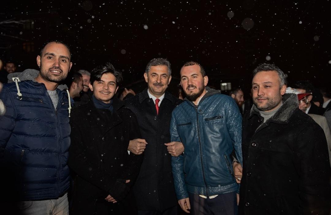 AK Parti Mamak Belediye Başkan adayı K&ouml;se, gen&ccedil;lerle buluştu