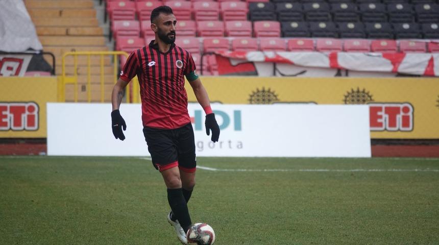 Selçuk Şahin: Volkan Demirel bir kaleciden çok daha fazlası