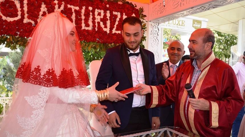 Sel&ccedil;uklu&rsquo;da 2018&rsquo;de 4 bin 229 &ccedil;iftin nikahı kıyıldı