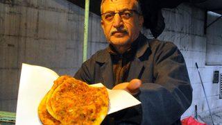 Günde 800'e yakın lahmacun satıyor! Lezzeti lahmacunların sırlarını açıkladı