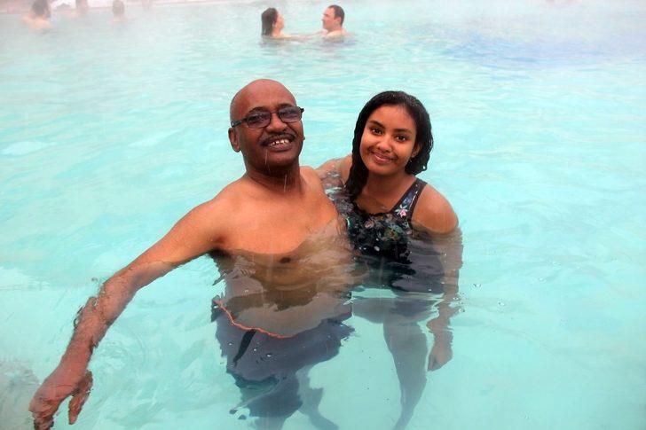 Giden hayran kalıyor! Kar altında havuz keyfi G5