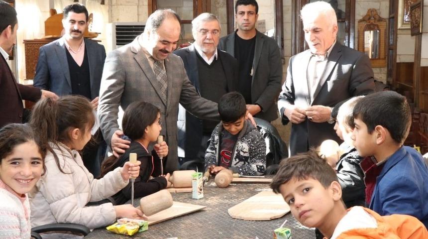 Çocuklar Sanat Sokağında buluşuyor