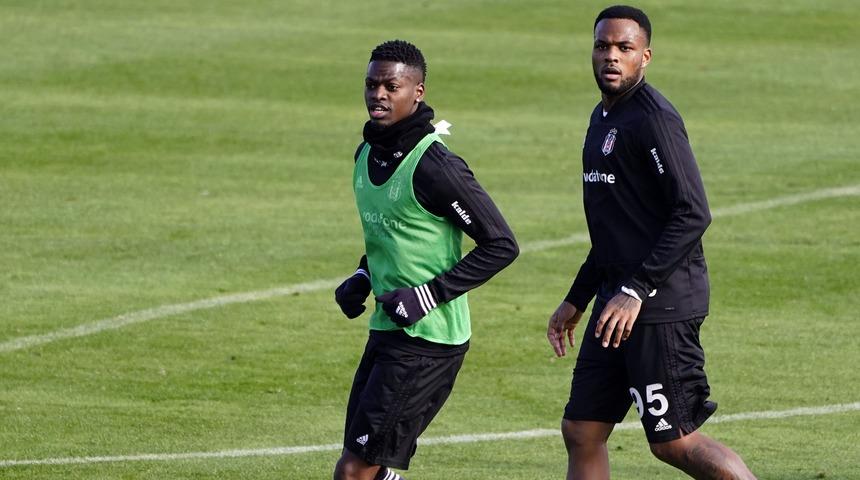 Nicolas Isimat-Mirin, Beşiktaş'taki ilk antrenmanına çıktı