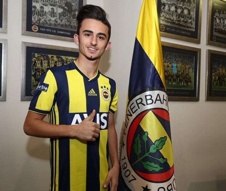 Fenerbahçe genç yıldızı bırakmadı