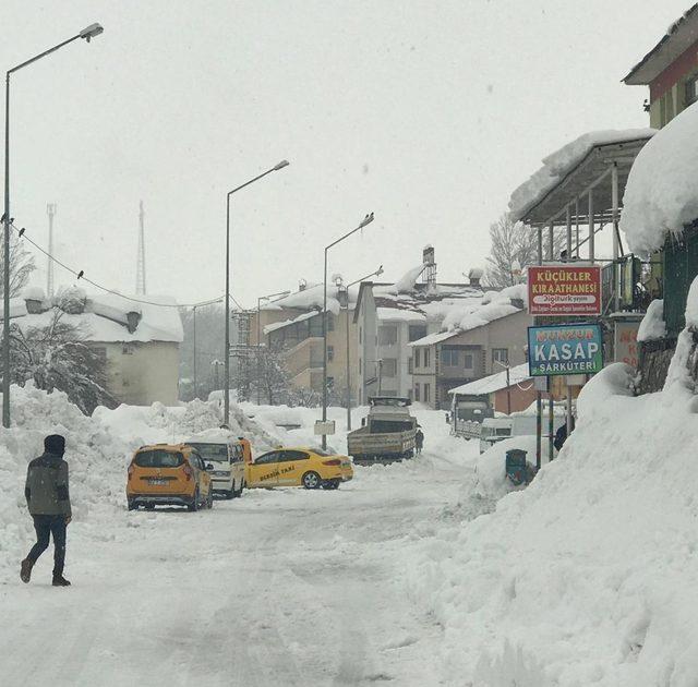 Tunceli’de kar nedeniyle 220 köy yolu kapalı