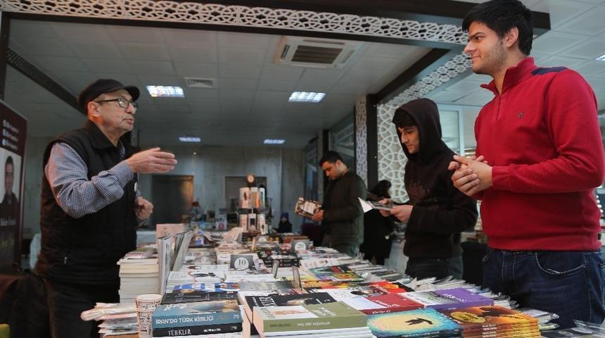 Erdemli Belediyesi 1. Kitap G&uuml;nleri başladı