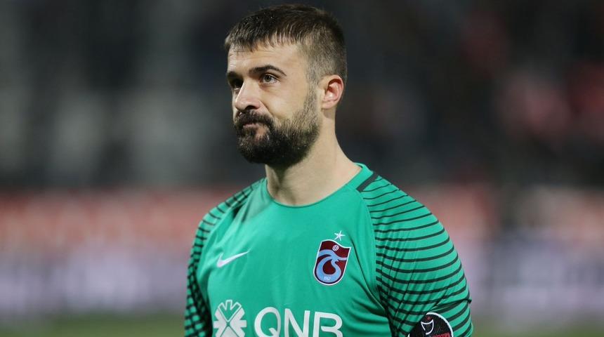Trabzonspor, Onur Recep Kıvrak'ın sözleşmesini karşılıklı olarak feshetti