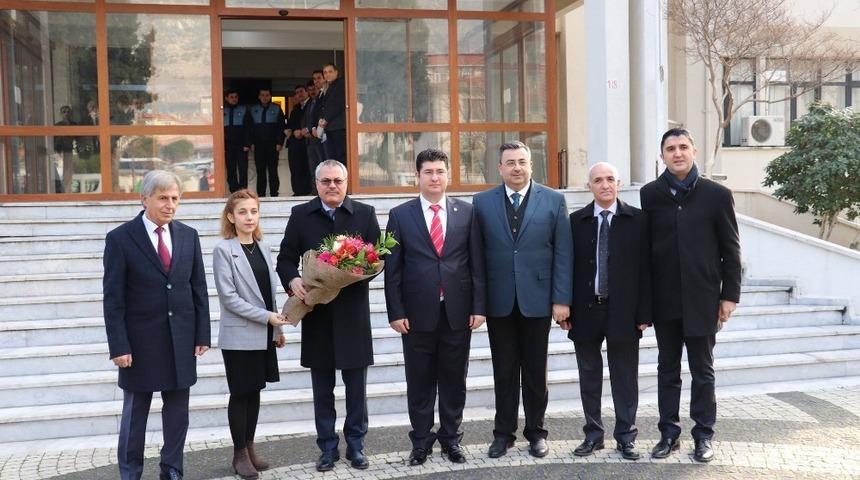 Vali Deniz Kırkağa&ccedil;&rsquo;ı ziyaret etti