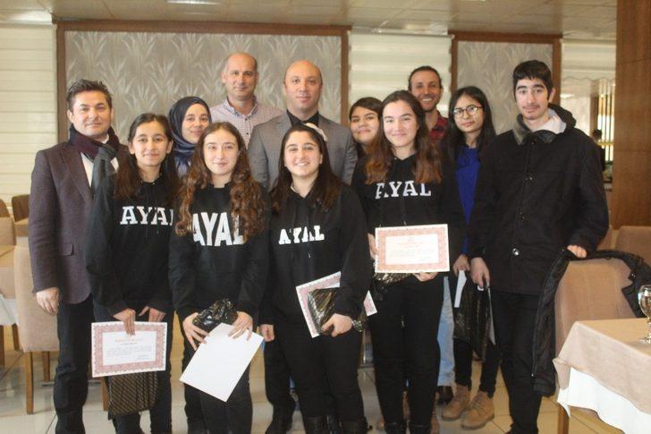 Engelli farkındalığı gerçekleştiren lise öğrencilerine Güner Bahadır’dan anlamlı jest G1