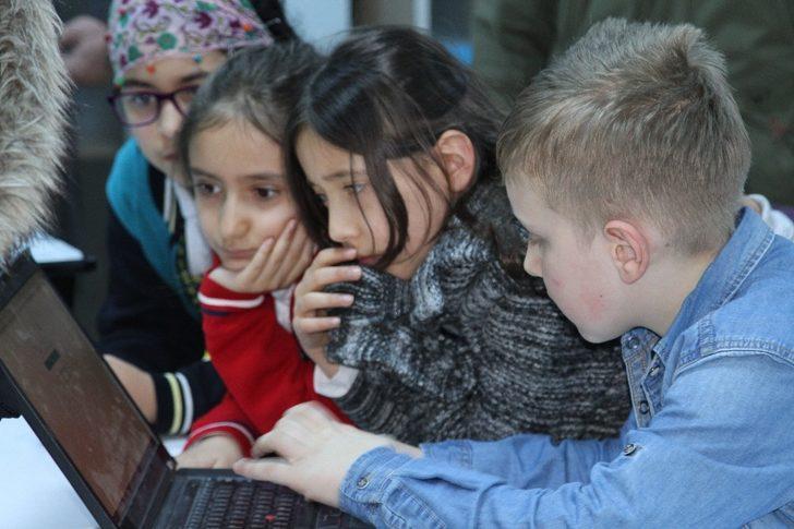 Ardahan’da 2. Kodlama ve Robotik Atölyesi açıldı G1