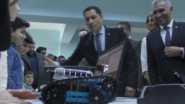 Ardahan’da 2. Kodlama ve Robotik Atölyesi açıldı G2