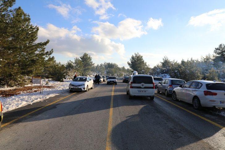 Büyükşehirden kar mesaisi G2