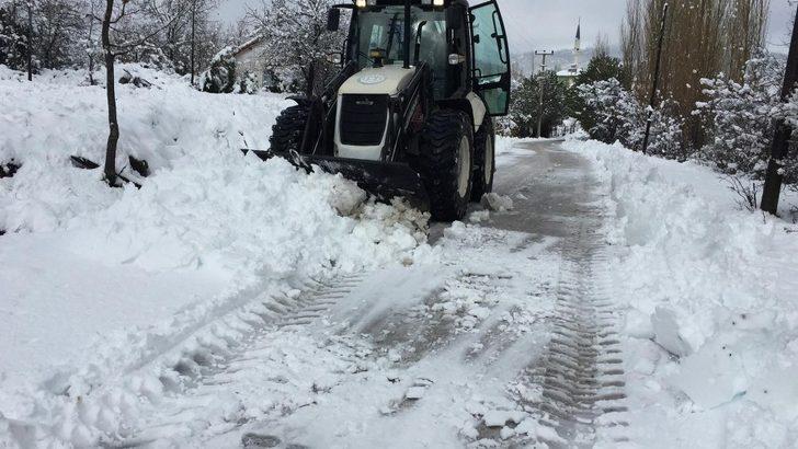 Büyükşehirden kar mesaisi G5