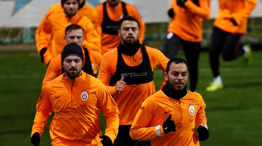 Galatasaray'da Maicon antrenmanı yarıda bıraktı