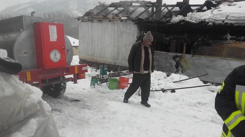 Altıntaş&rsquo;ta yangın