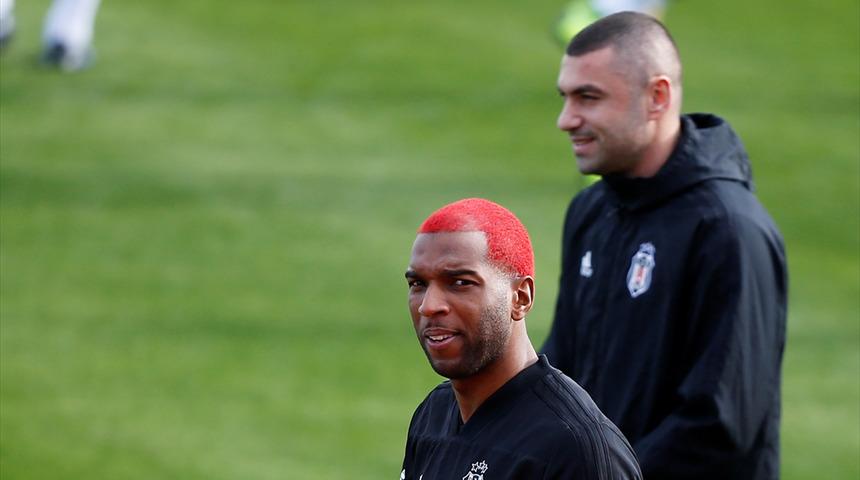 Ryan Babel: Burak Yılmaz bize çok ciddi katkı yapacaktır