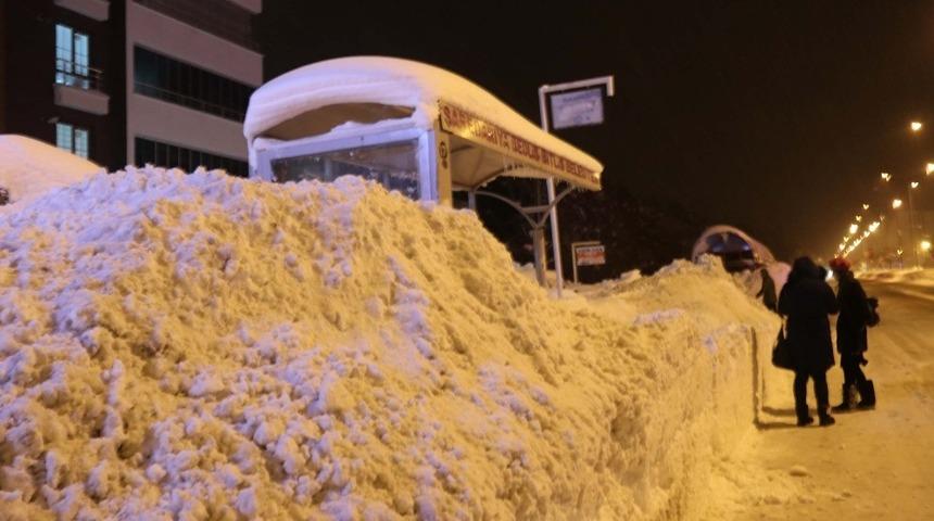 Bitlis’te okullar 1 gün tatil edildi