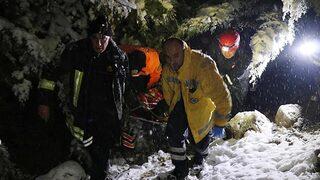 Kar fotoğrafı çekeyim derken canından oluyordu!