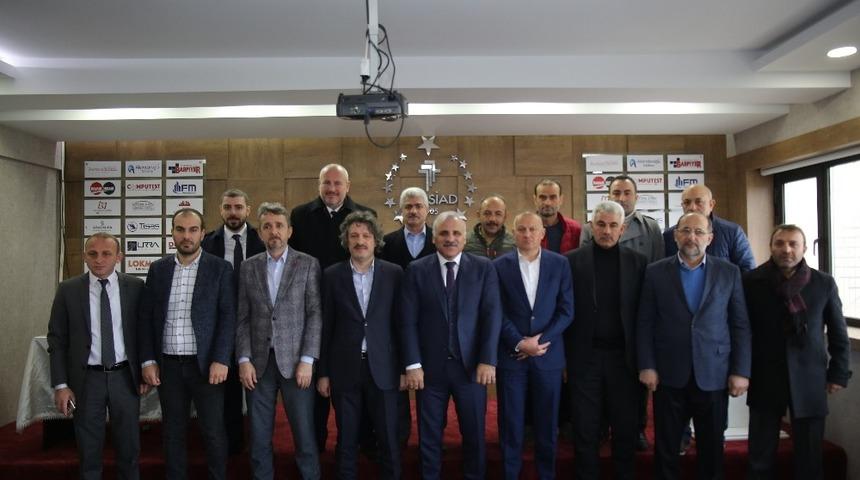 Trabzon B&uuml;y&uuml;kşehir adayı Zorluoğlu iş &ccedil;evreleri ile buluştu