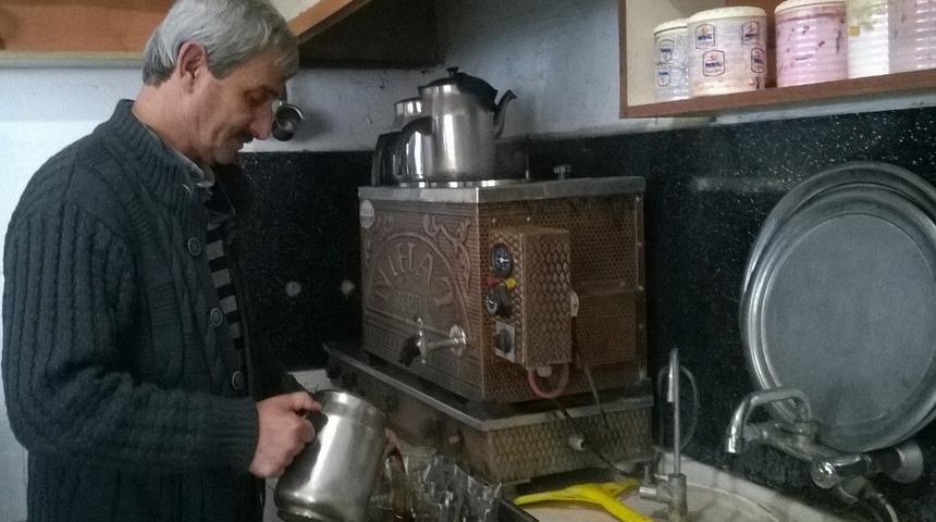 Havalar soğudu, &ccedil;ay satışlarında artış yaşandı