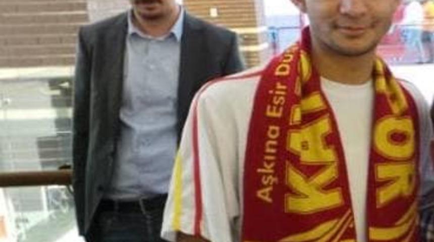 Kayserispor, gen&ccedil; taraftarı i&ccedil;in başsağlığı mesajı yayımladı