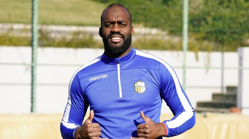 Fabien Farnolle: Fenerbahçe Sadık Çiftpınar'ı aldığı için gurur duyabilir