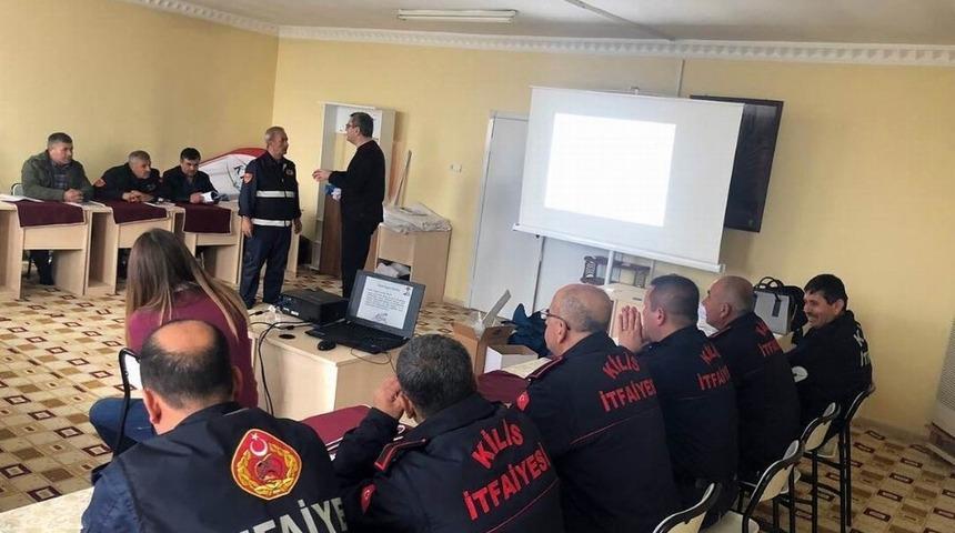İtfaiyecileri ilk yardım eğitimi