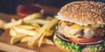 Dünyaca ünlü fast food zincirinde kola ve patates skandalı