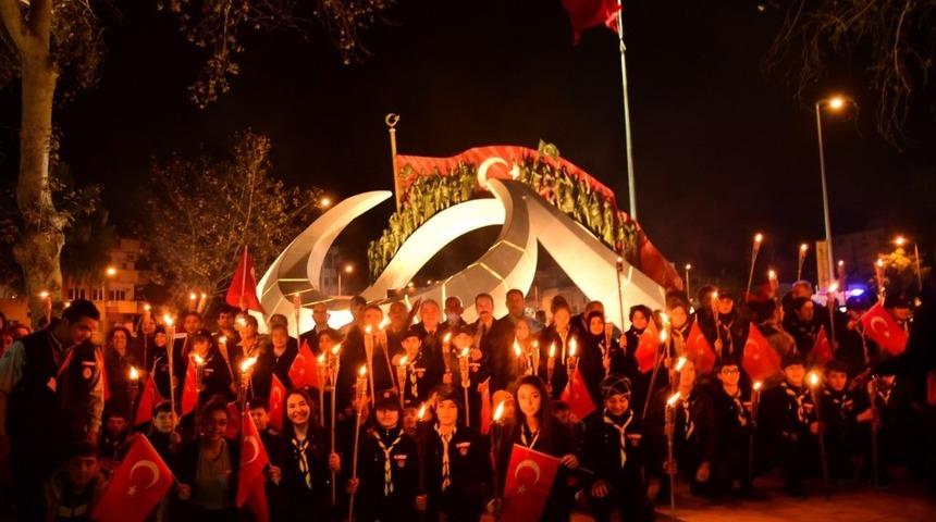 Osmaniye&rsquo;de fener alayı