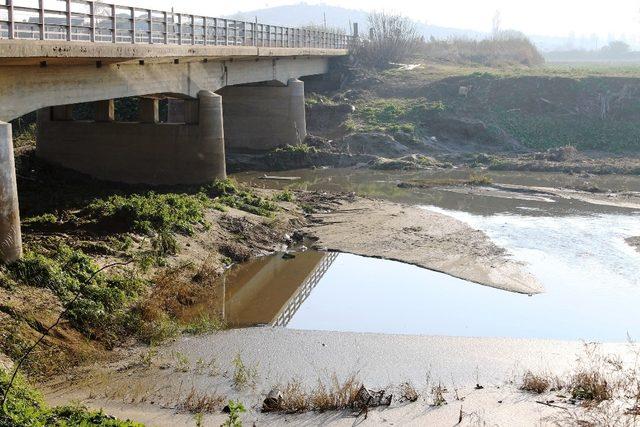 Küçük Menderes’i kurtarmanın yol haritası belirlendi