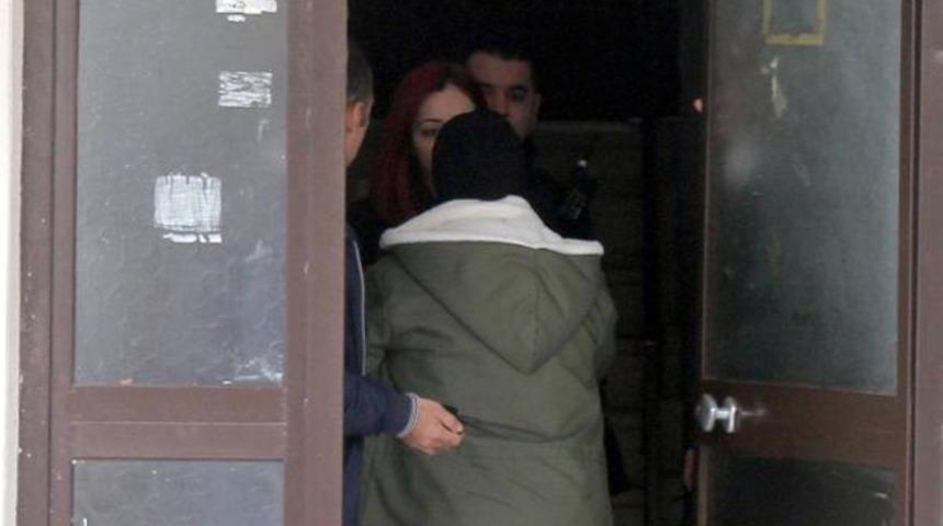 Karısının eve erkek aldığını kameradan g&ouml;r&uuml;p ihbar etti! 'Onu Antalya'ya rezil edeceğim'