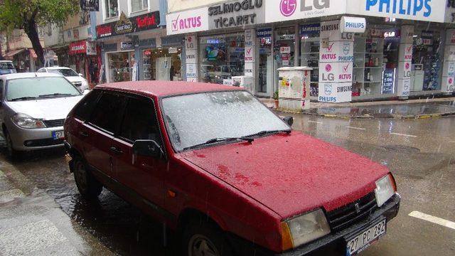 İslahiye ‘ye mevsimin ilk karı düştü