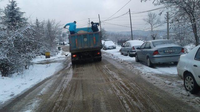 Salihli’de kar mücadelesi