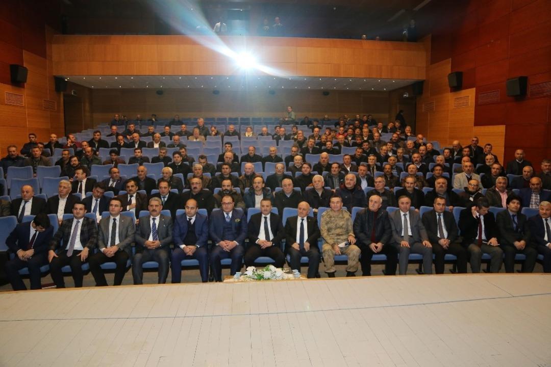 G&uuml;m&uuml;şhane&rsquo;de muhtarlar toplantısının konusu uyuşturucu oldu