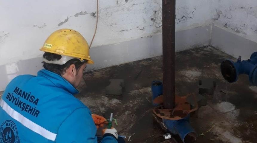 Hırsızlar sondaj binalarına dadandı