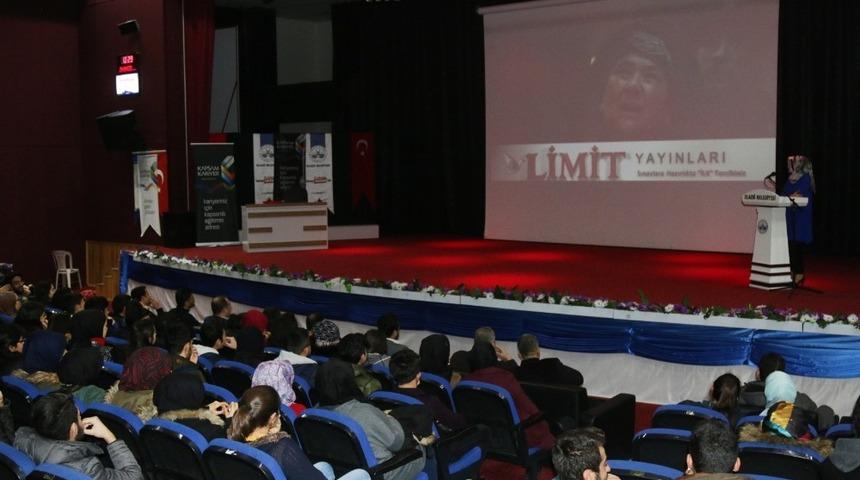 &Ouml;ğrenciler i&ccedil;in eğitim semineri