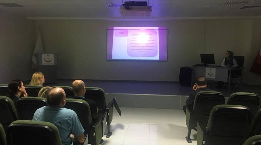 Biga&rsquo;da  &lsquo;&ccedil;ocuk ihmal ve istismarı&rsquo; konulu eğitim verildi