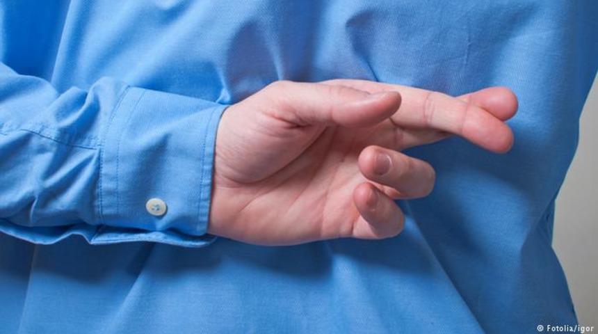 Kadınlar mı erkekler mi daha &ccedil;ok yalan s&ouml;yl&uuml;yor?